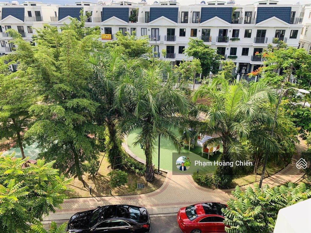 Bán gấp nhà phố lakeview city 5x20m 1 trệt 3 lầu, gần công viên, hồ bơi, giá 20.5tỷ  0907 110 ***