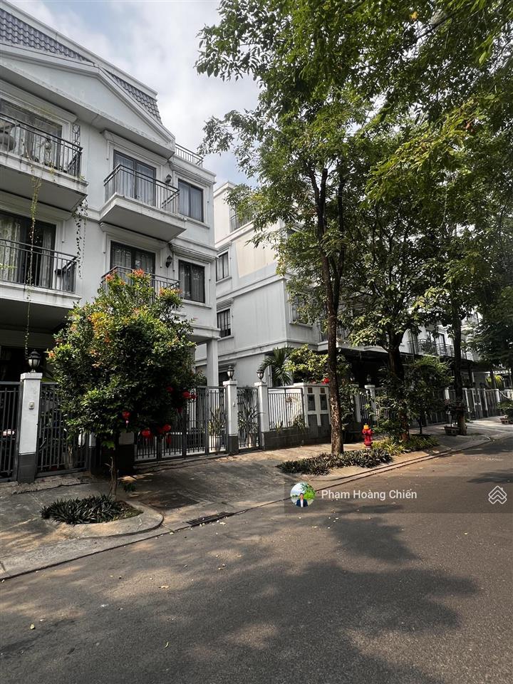 Bán nhà phố góc 3mặt thoáng, giá 25tỷ tại lakeview city 1trệt 3lầu, nh hỗ trợ vay 75%  0907 110 ***