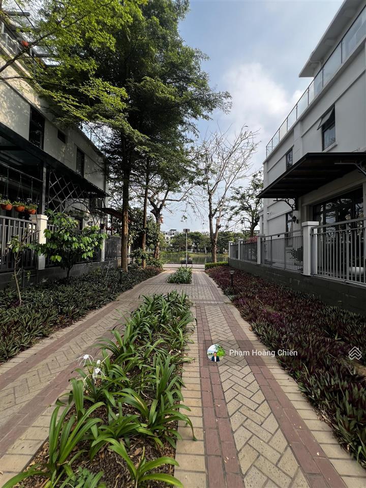 Bán nhà phố góc 3mặt thoáng, giá 25tỷ tại lakeview city 1trệt 3lầu, nh hỗ trợ vay 75%  0907 110 ***