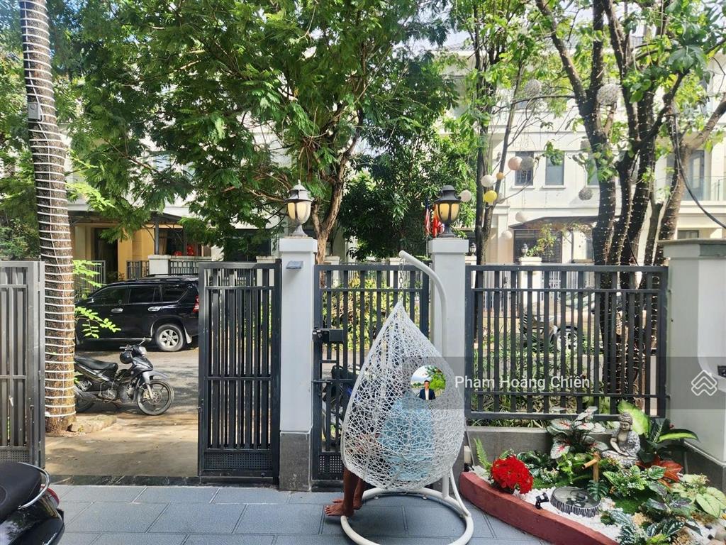 Bán nhà phố lakeview city dt 7x20m giá 25 tỷ full nội thất 4pn 5wc, ngân hàng cho vay  0907 110 ***