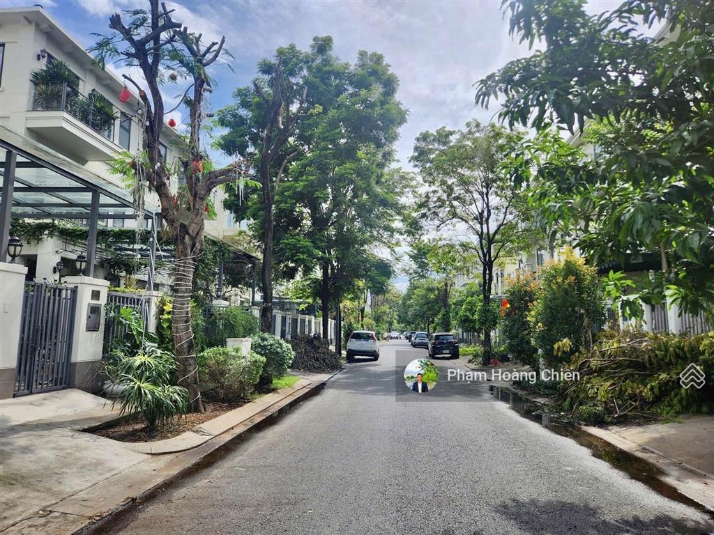 Bán nhà phố lakeview city dt 7x20m giá 25 tỷ full nội thất 4pn 5wc, ngân hàng cho vay  0907 110 ***