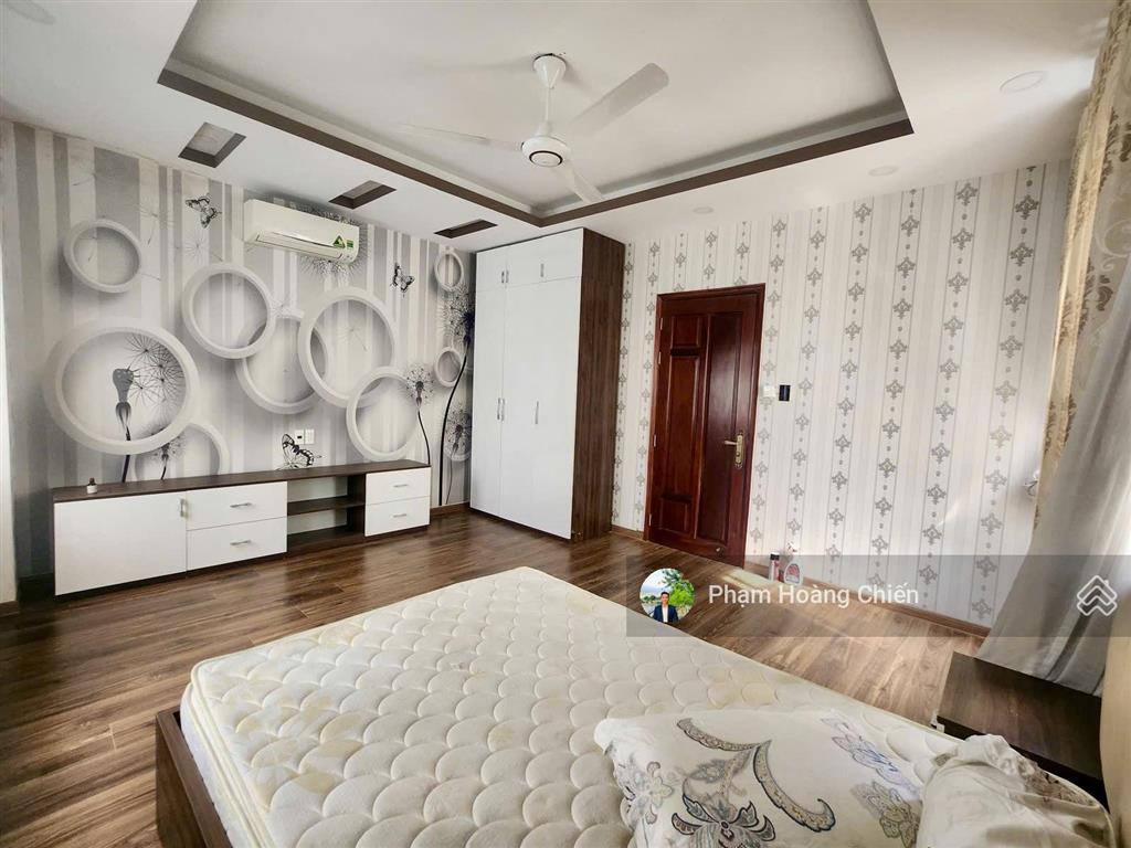 Bán nhà phố lakeview city dt 7x20m giá 25 tỷ full nội thất 4pn 5wc, ngân hàng cho vay  0907 110 ***