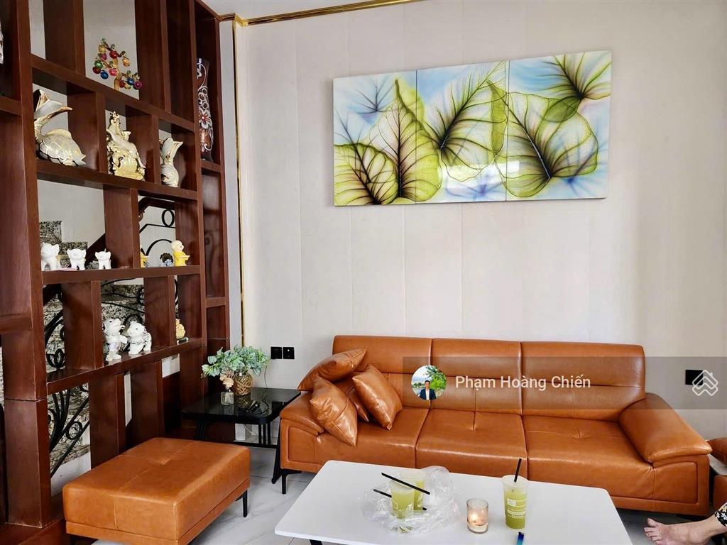 Bán nhà phố lakeview city dt 7x20m giá 25 tỷ full nội thất 4pn 5wc, ngân hàng cho vay  0907 110 ***