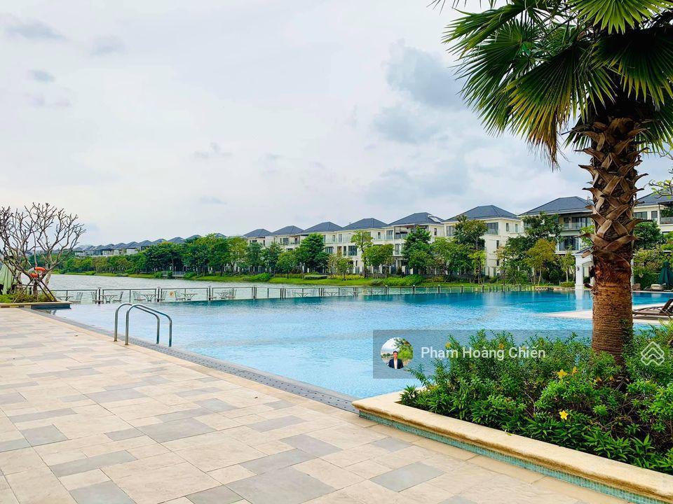 Bán gấp căn ngang 6m giá 17.5tỷ,đặc biệt căn góc 7x20m chỉ 25tỷ,view hồ full nội thất. gọi ngay!!!
