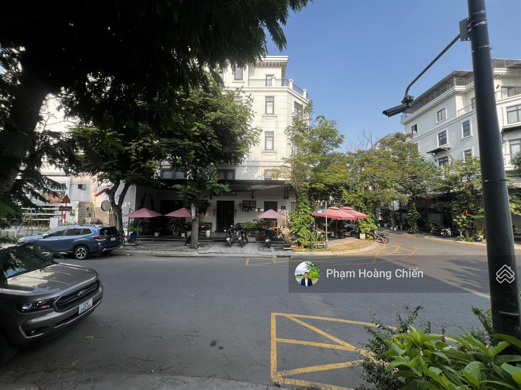 Cho thuê nhà phố góc 2 mặt tiền ngã tư lakeview city dt 8.6x20m giá 50 triệu/tháng (bao thuế)