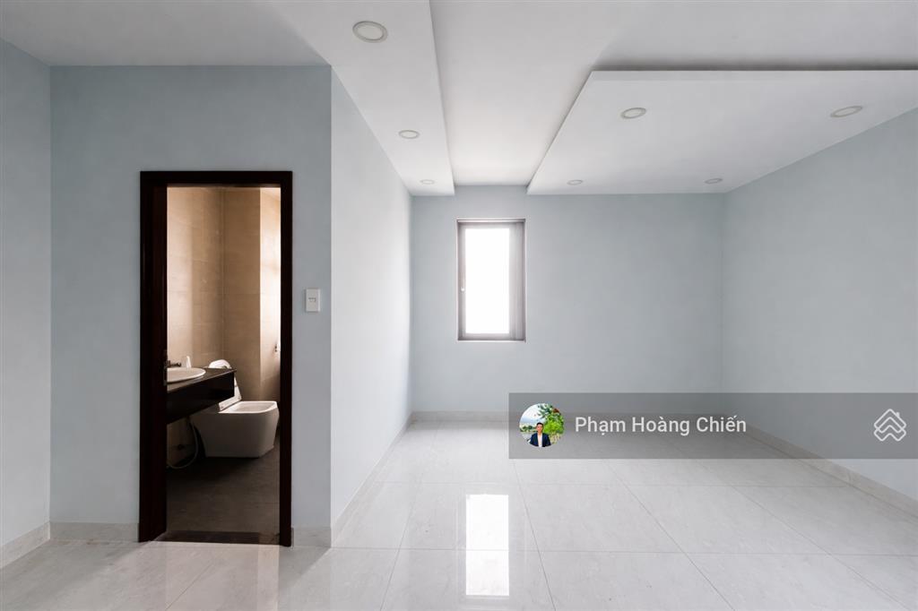 Cho thuê nhà phố góc 2 mặt tiền ngã tư lakeview city dt 8.6x20m giá 50 triệu/tháng (bao thuế)