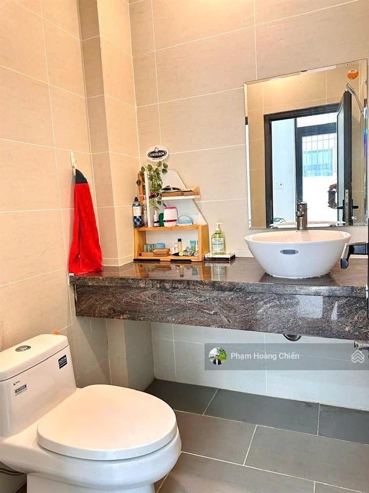 Cho thuê nhà phố góc ngang 7m, full nội thất cao cấp 4pn 5wc giá 35 triệu, có sân vườn thoáng mát
