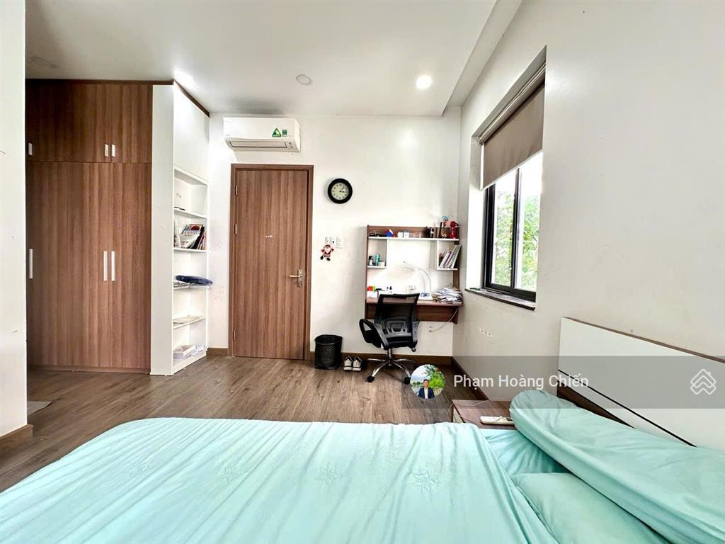 Cho thuê nhà phố góc ngang 7m, full nội thất cao cấp 4pn 5wc giá 35 triệu, có sân vườn thoáng mát