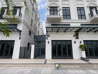 Cho thuê shophouse góc 7x20m song hành giá 50triệu, hoàn thiệnmáy lạnh, thang máy vào làm vp liền