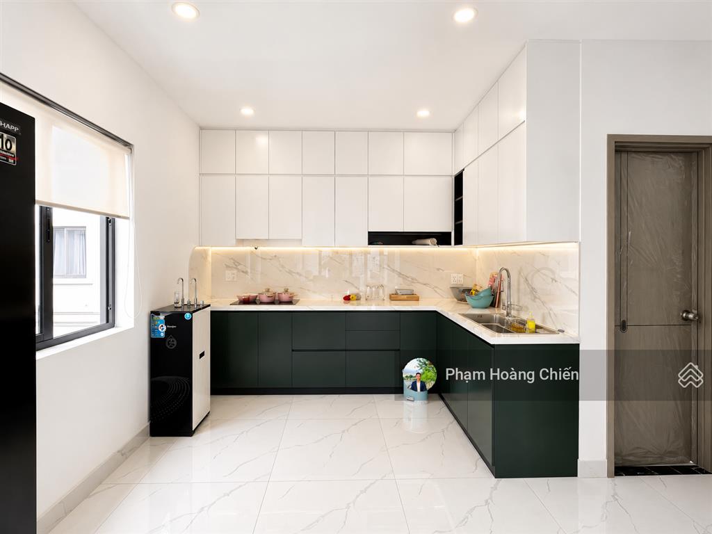 Cho thuê shophouse góc 7x20m song hành giá 50triệu, hoàn thiệnmáy lạnh, thang máy vào làm vp liền