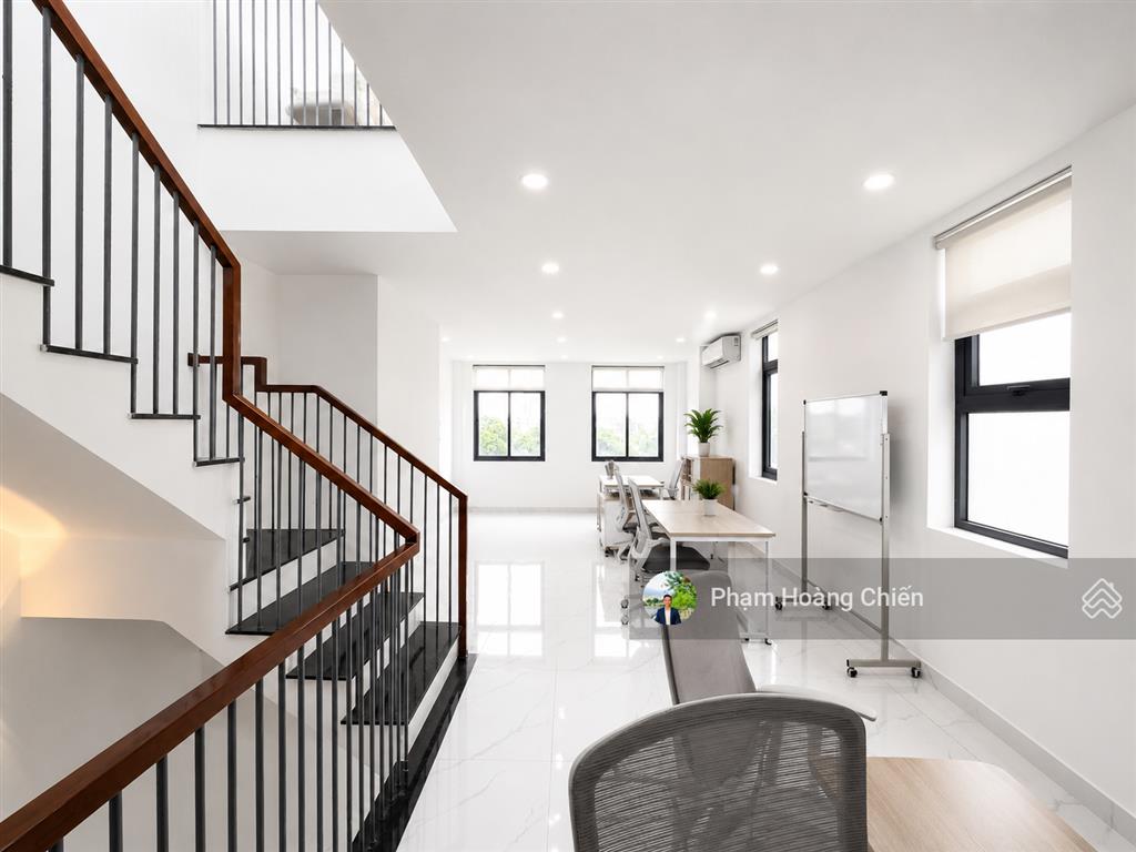 Cho thuê shophouse góc 7x20m song hành giá 50triệu, hoàn thiệnmáy lạnh, thang máy vào làm vp liền