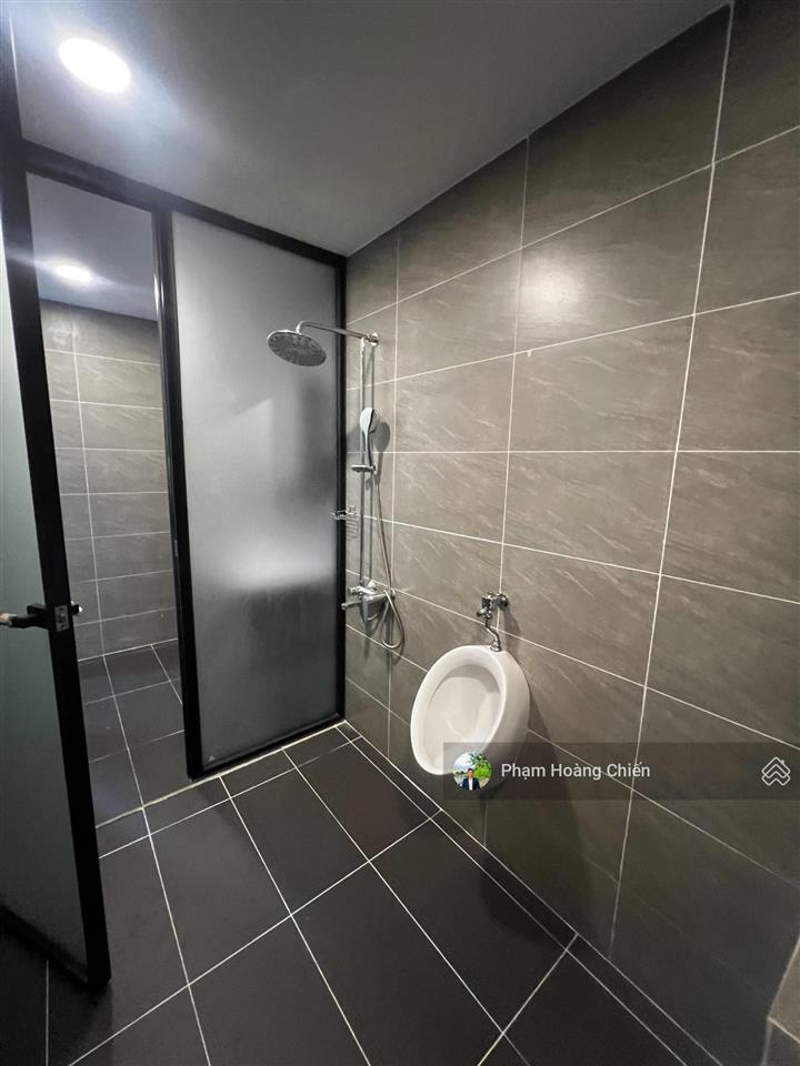Mới cho thuê nhà phố lakeview city, dt 5x20m giá 30 triệu nhà hoàn thiện 4pn 5wc, gần hồ, công viên