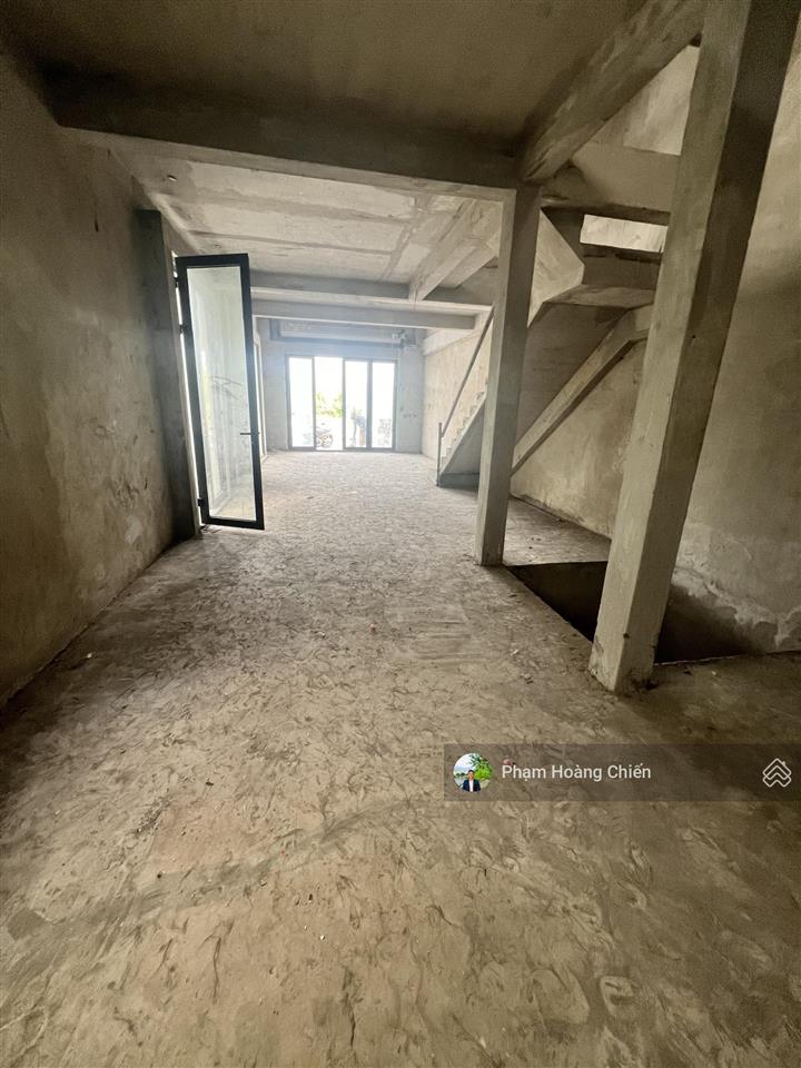 Bán gấp shophouse góc mặt tiền song hành lakeview city 7x20m giá 40tỷ, 1trệt 1lửng 3lầu hướng bắc