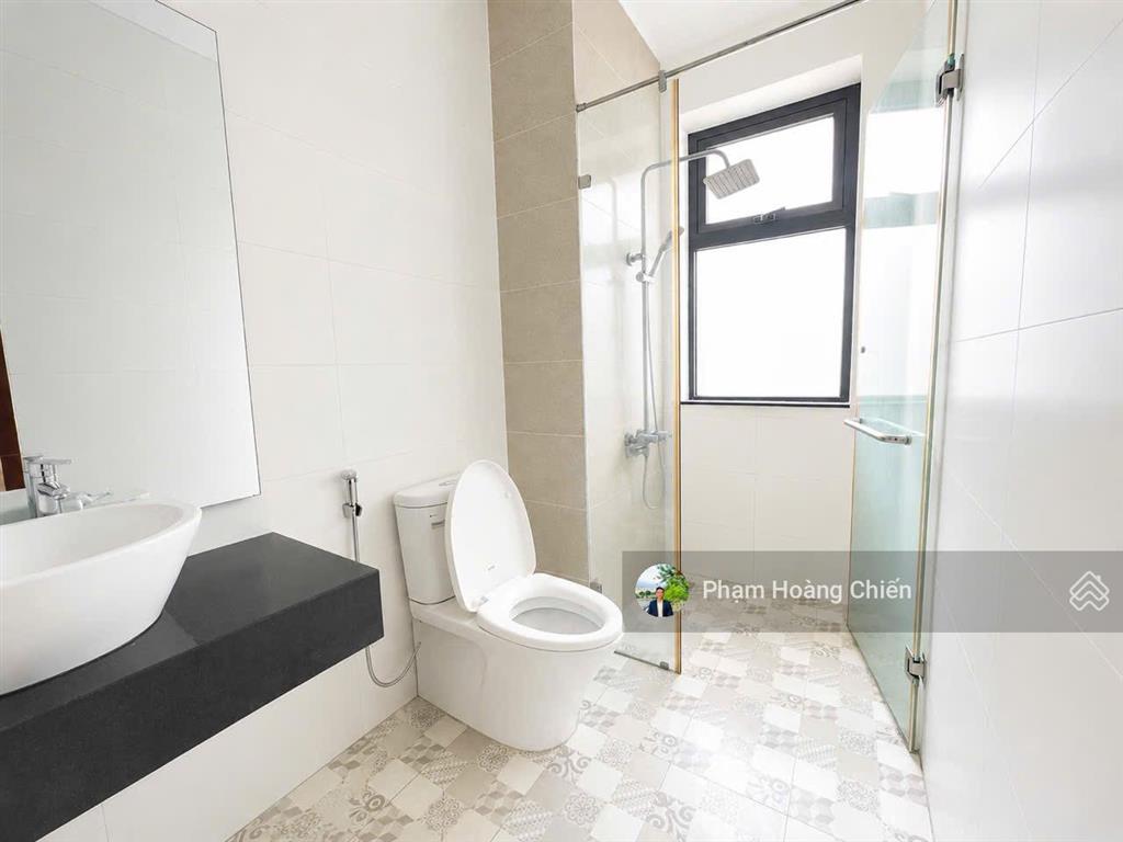 Mới cho thuê nhà phố đường 25m giá 28 triệu dt 6x16m nhà hoàn thiện cơ bản, phù hợp ở và làm vp
