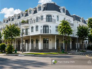 Hàng hót! nhà góc 2 mặt tiền, nở hậu, view hồ đường 25m 9x20m, nhà mới 100% chỉ 38 triệu/tháng