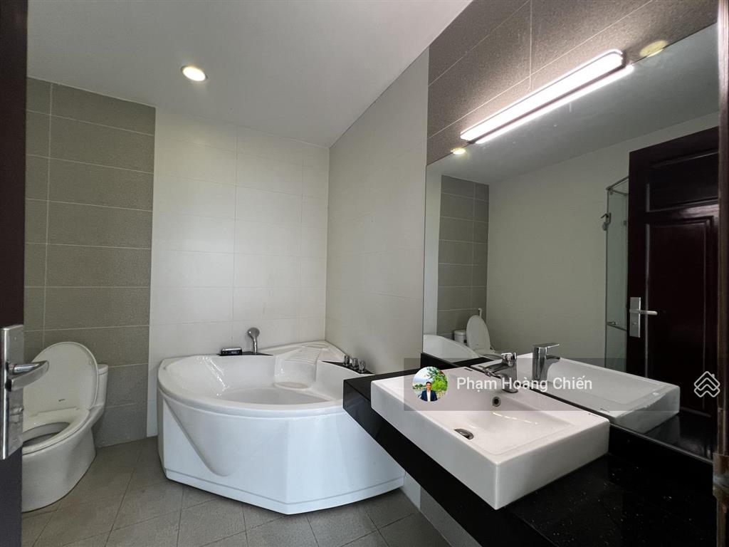 Mới cho thuê nhà phố đường 25m giá 28 triệu/th dt 6x16m nhà hoàn thiện cơ bản, phù hợp ở và làm vp