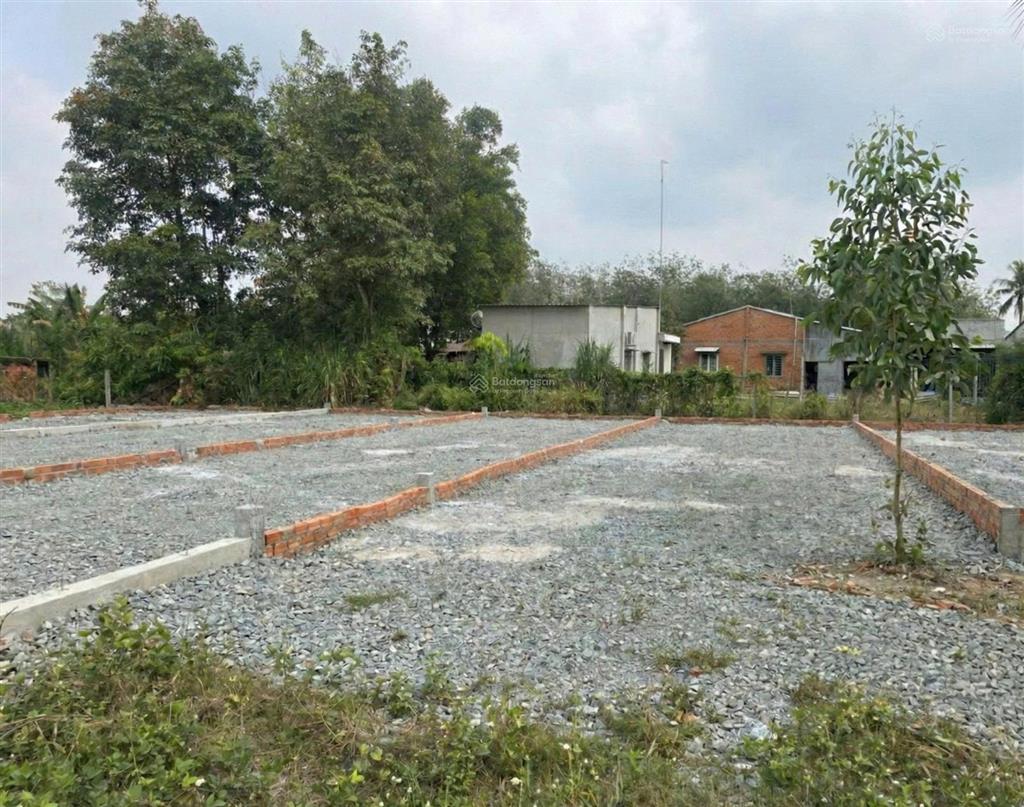 Bán thật không ảo, lô đất 1 sẹt ql22 thị xã trảng bàng 10x21 (tổng 212m2) giá 670 triệu shr