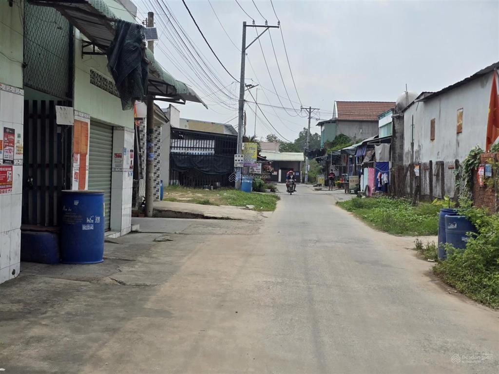Bán thật không ảo, lô đất 1 sẹt ql22 thị xã trảng bàng 10x21 (tổng 212m2) giá 670 triệu shr