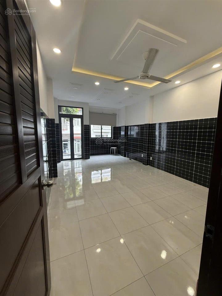 Bán thật không ảo! nhà 1 trệt, lửng+2 lầu (227m2/ 4pn) đ.bạch đằng giá 17.5 tỷ shr