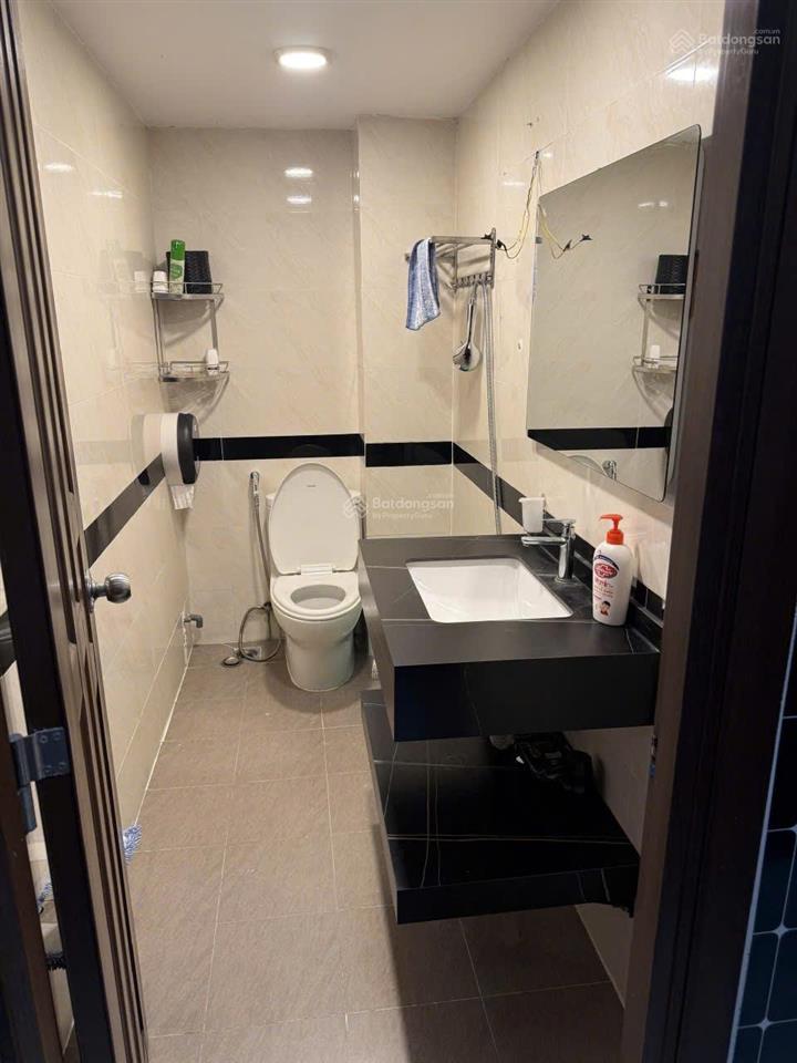 Bán thật không ảo! nhà 1 trệt, lửng+2 lầu (227m2/ 4pn) đ.bạch đằng giá 17.5 tỷ shr