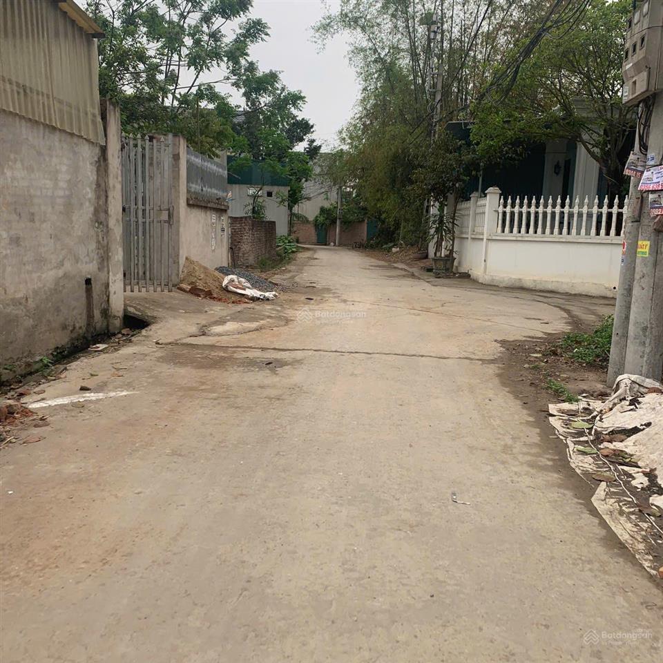 Chỉ 2,35 tỷ dt 75m2 mặt 6m, đường trước đất 6m trung tâm làng nghề tại kcn xã phú nghĩa chương mỹ