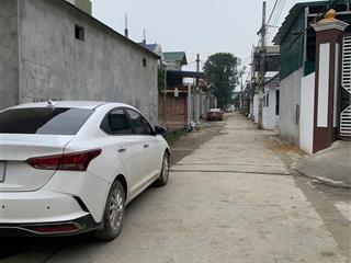 Sát kcn xã phú nghĩa chương mỹ chính chủ 226m2 mặt tiền 10m chia 2 lô, có sẵn nhà, giá chỉ 23tr/m2