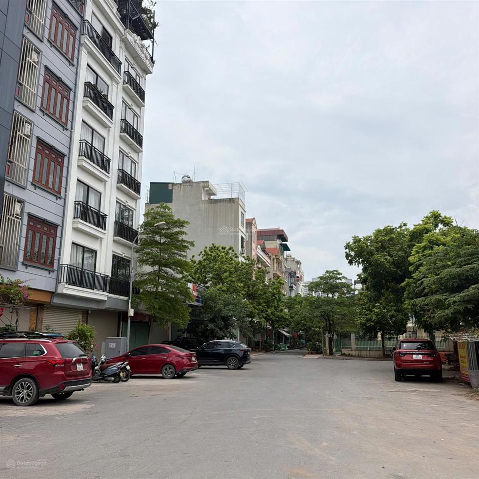 Bán nhà 5 tầng khu đất dịch vụ dương nội hà đông  50m  6 phòng ngủ  vỉa hè rộng  giá hơn 10 tỷ