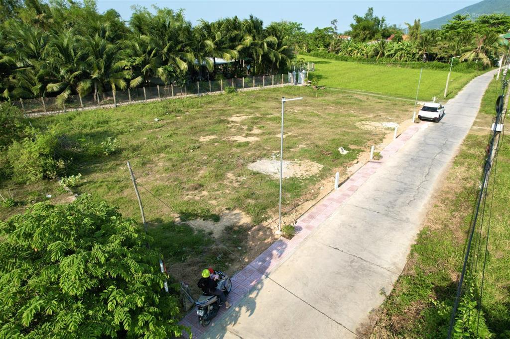 Bán đất đường nguyễn cụ 20m  khu trung tâm phường ninh hoà, sát ql1a 162m2 chỉ 1tỷ440tr (8,9tr/m2)