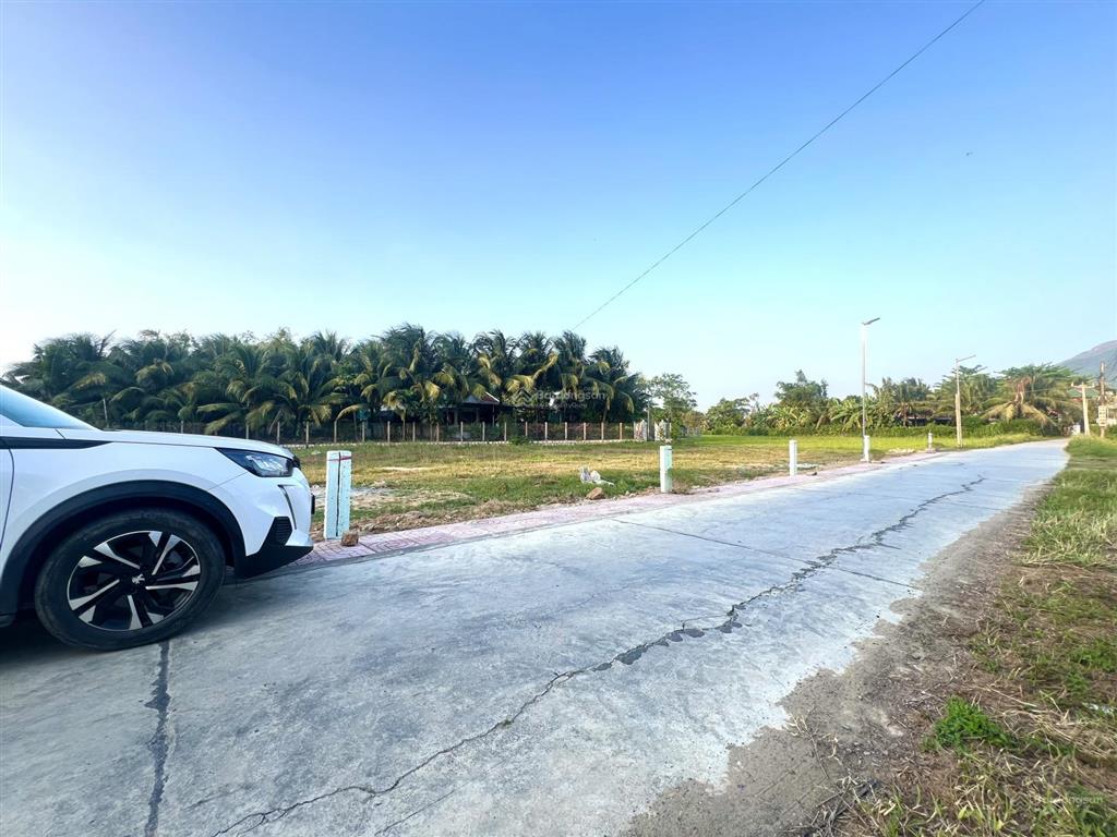 Bán đất đường nguyễn cụ 20m  khu trung tâm phường ninh hoà, sát ql1a 162m2 chỉ 1tỷ440tr (8,9tr/m2)