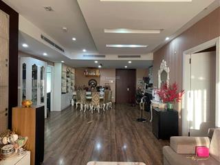 Chuyển nơi ở cần bán căn góc 3pn view sông hồng đã có sổ tại chung cư hoà bình green city