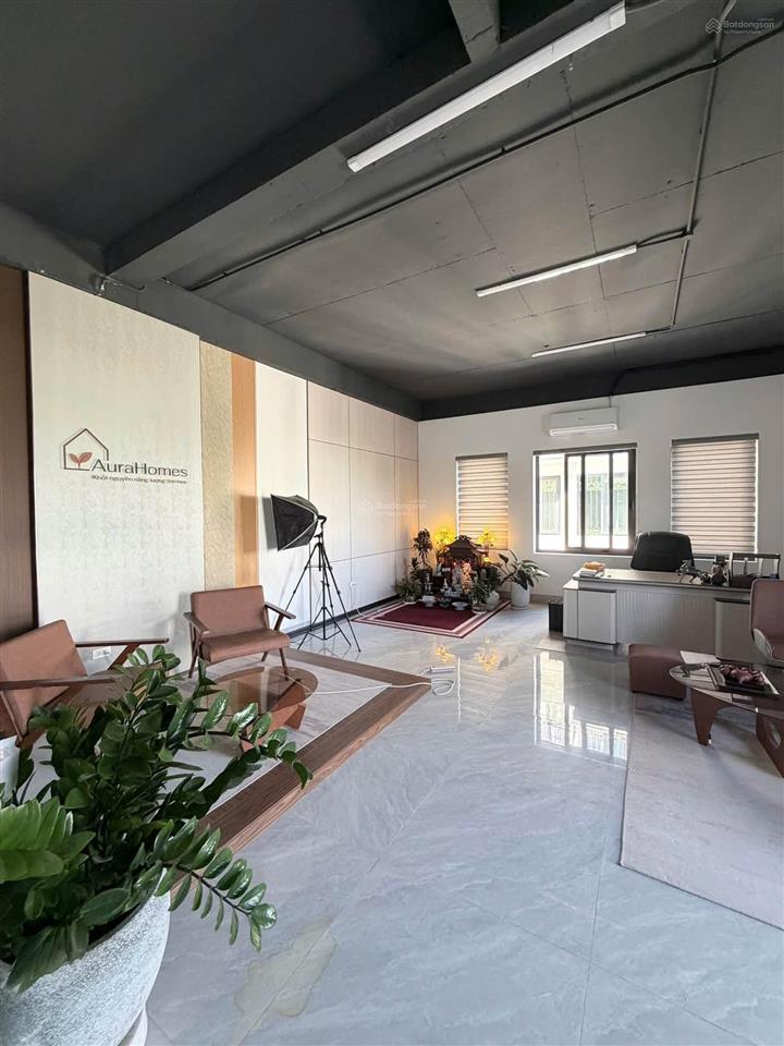 Cho thuê mặt sàn tầng 4  110m2 chỉ 12tr/tháng mặt đường 30m | louis city hoàng mai
