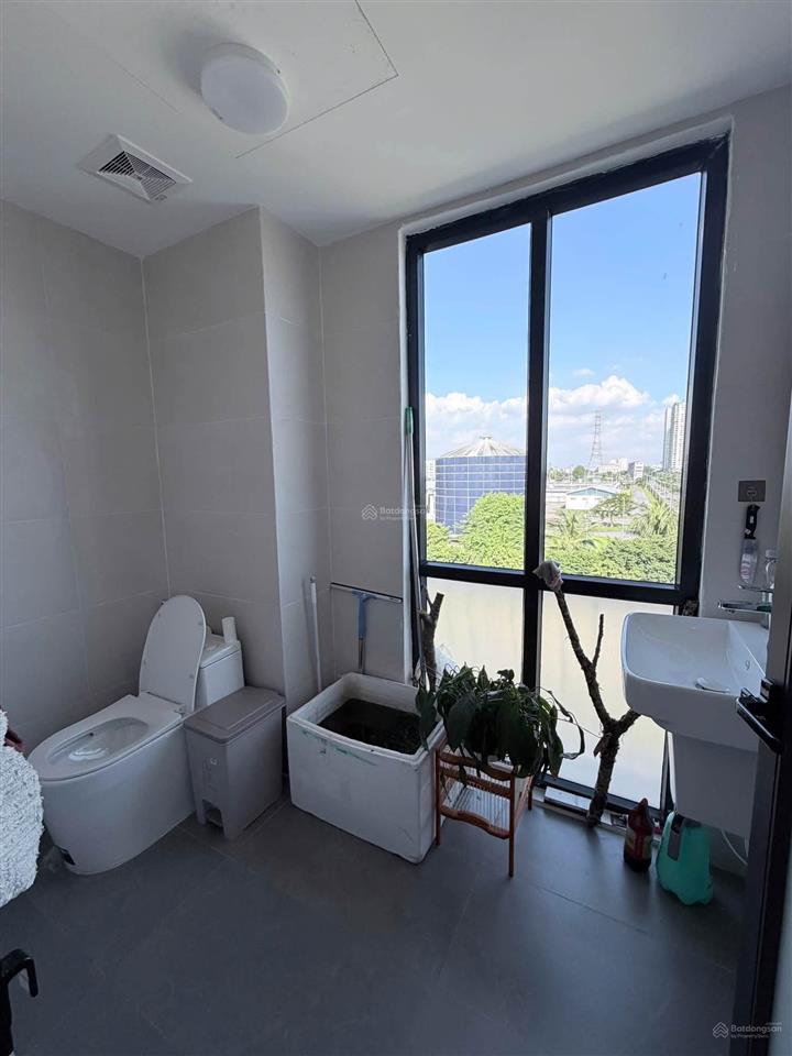 Cho thuê mặt sàn tầng 4  110m2 chỉ 12tr/tháng mặt đường 30m | louis city hoàng mai