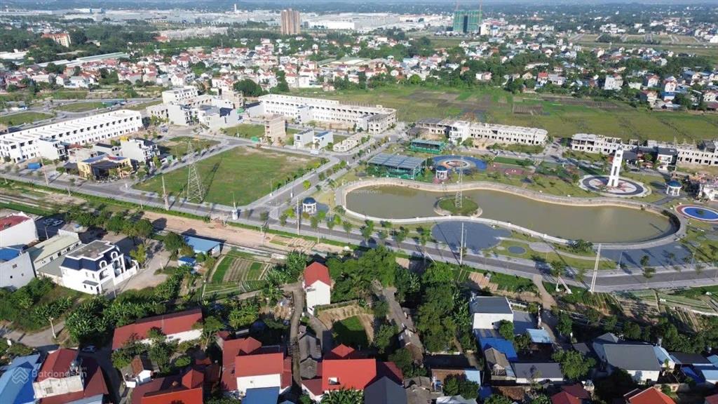 Phòng kd chủ đầu tư tấn đức lô đẹp chủ nhà gửi bán 100m2, giá rẻ chỉ 1.6 tỷ