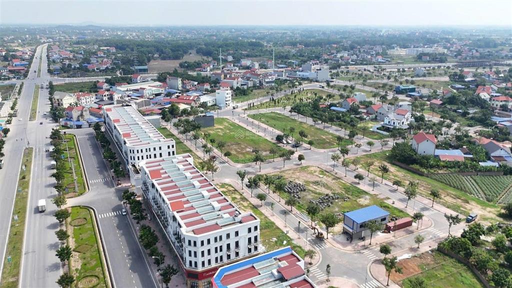 Phòng kd chủ đầu tư tấn đức lô đẹp chủ nhà gửi bán 100m2, giá rẻ chỉ 1.6 tỷ