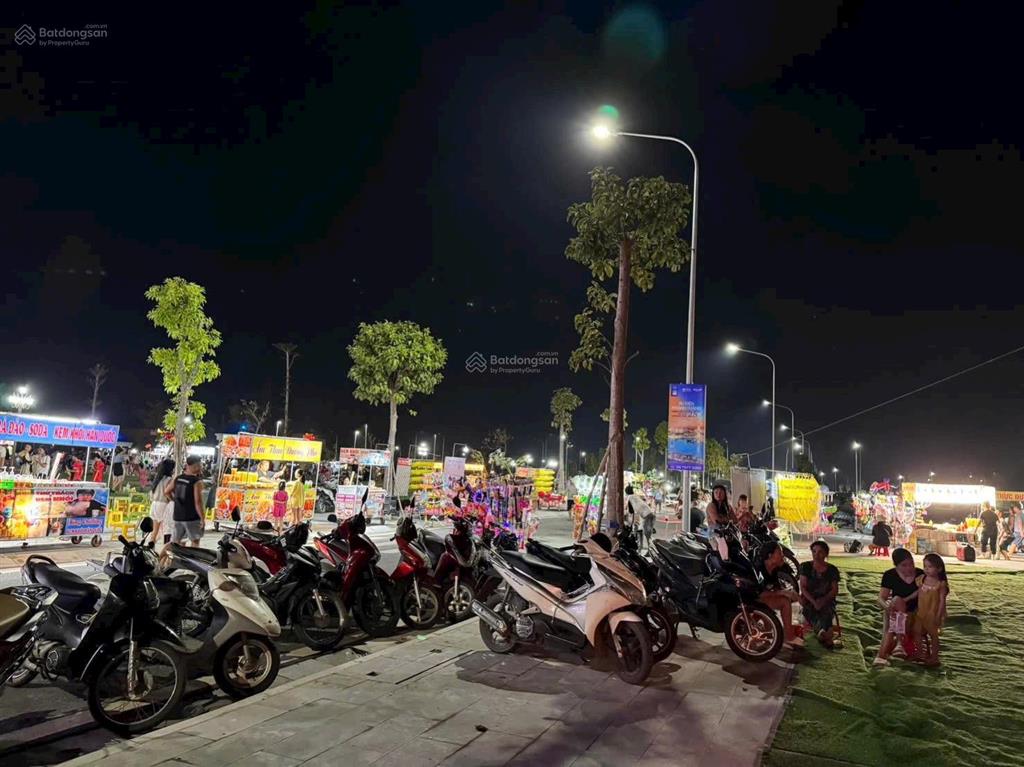 Chỉ 3.6 tỷ shophouse tấn đức central park, dt 100m2 tkxd xây 3,5 tầng, đường 24m, chiết khấu 12%