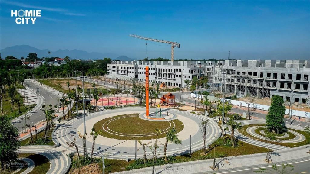 Chính chủ bán lô shophouse ngoại giao ho.01 dt 142,7m2 homie city cổng chính, trục chính kinh doanh
