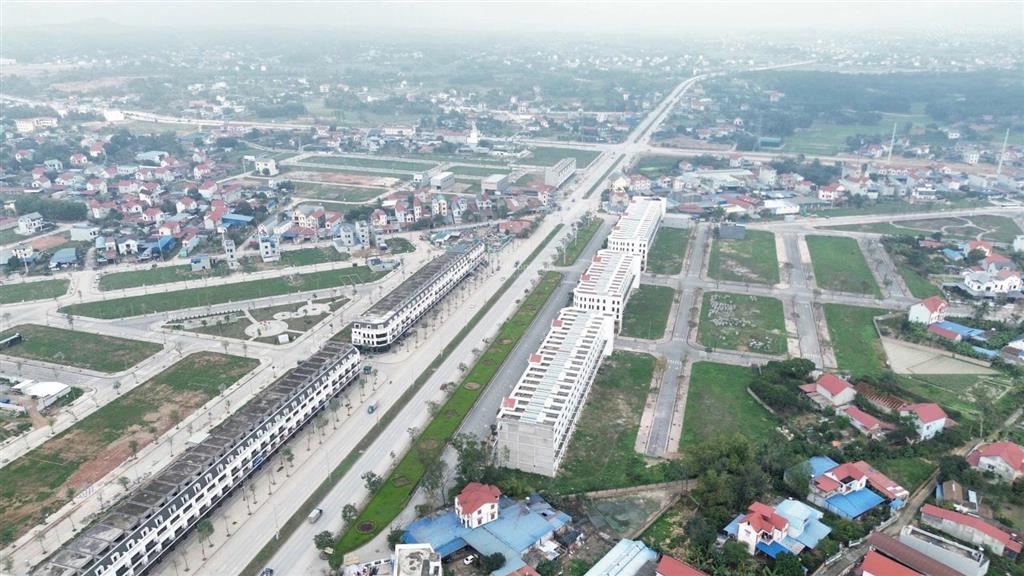 Khu đô thị tấn đức jsc hàng đẹp nhất ngay mặt sau shophouse đường 69m giá 1,6 tỷ sẵn sổ