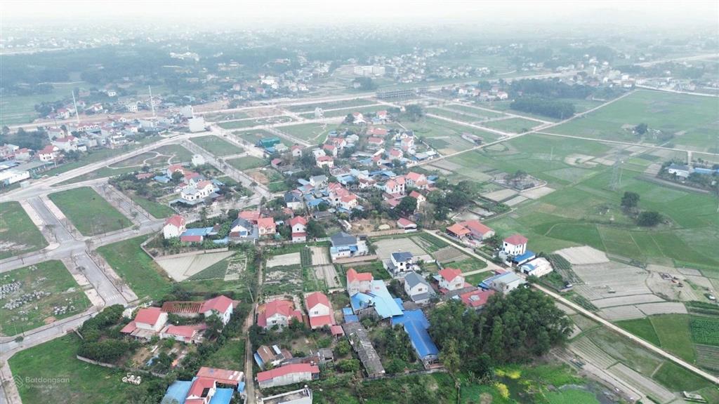 Khu đô thị tấn đức jsc hàng đẹp nhất ngay mặt sau shophouse đường 69m giá 1,6 tỷ sẵn sổ