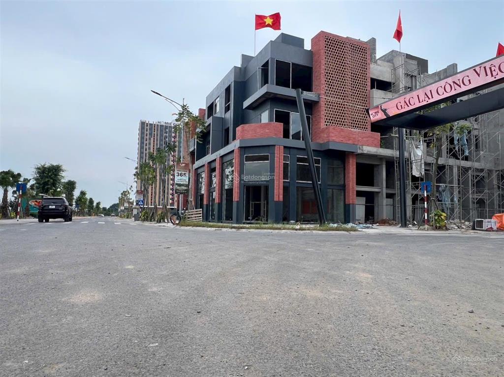 Chính chủ bán hy08 đối diện trung tâm thương mại và chung cư homie city giá 1.9 tỷ
