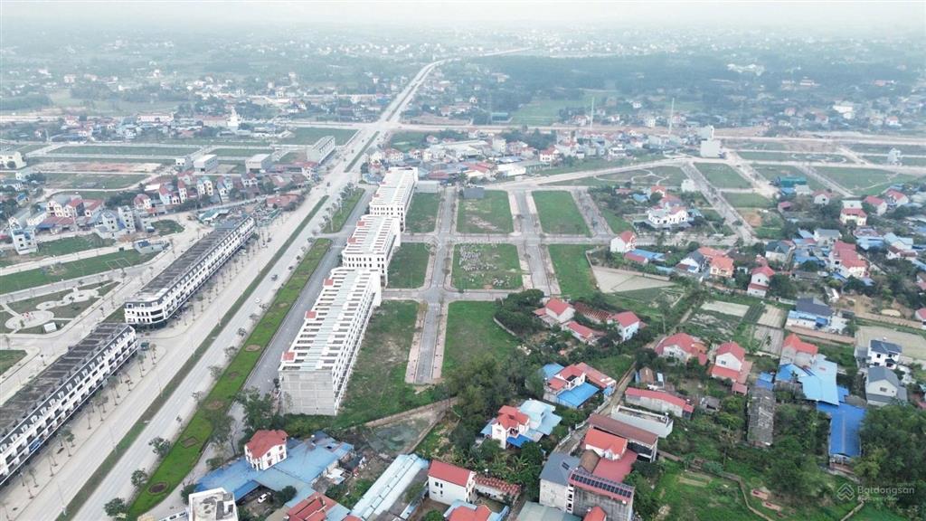 Khu đô thị tấn đức jsc hàng đẹp nhất lô ngay mặt sau shophouse đường 69m giá 1,6 tỷ sẵn sổ