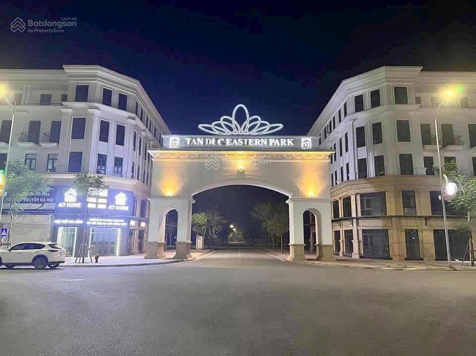 Khu đô thị tấn đức jsc hàng đẹp nhất lô ngay mặt sau shophouse đường 69m giá 1,6 tỷ sẵn sổ