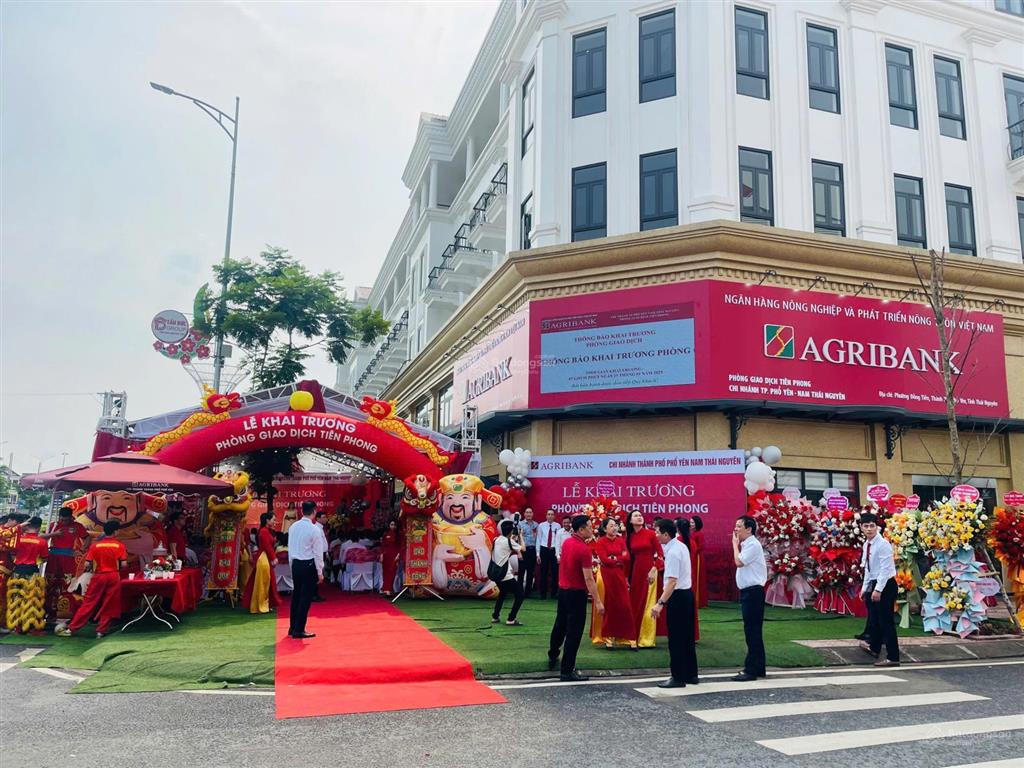 Chính chủ bán lô góc do2.28 tấn đức jsc 142m nằm sau agribank & honda đẹp nhất dự án