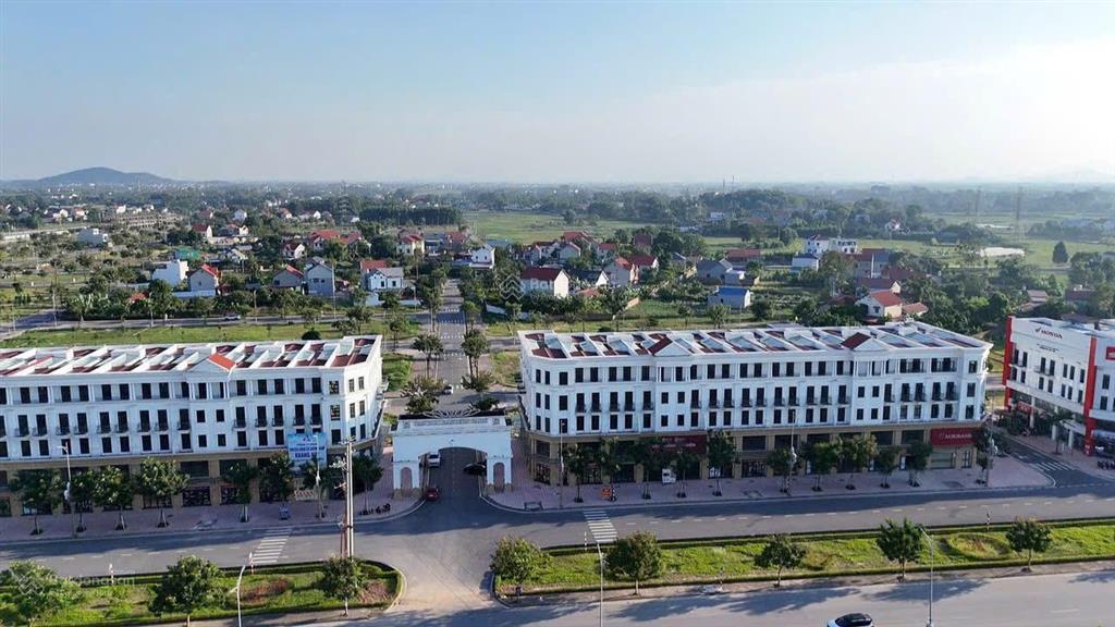 Chính chủ bán lô góc do2.28 tấn đức jsc 142m nằm sau agribank & honda đẹp nhất dự án