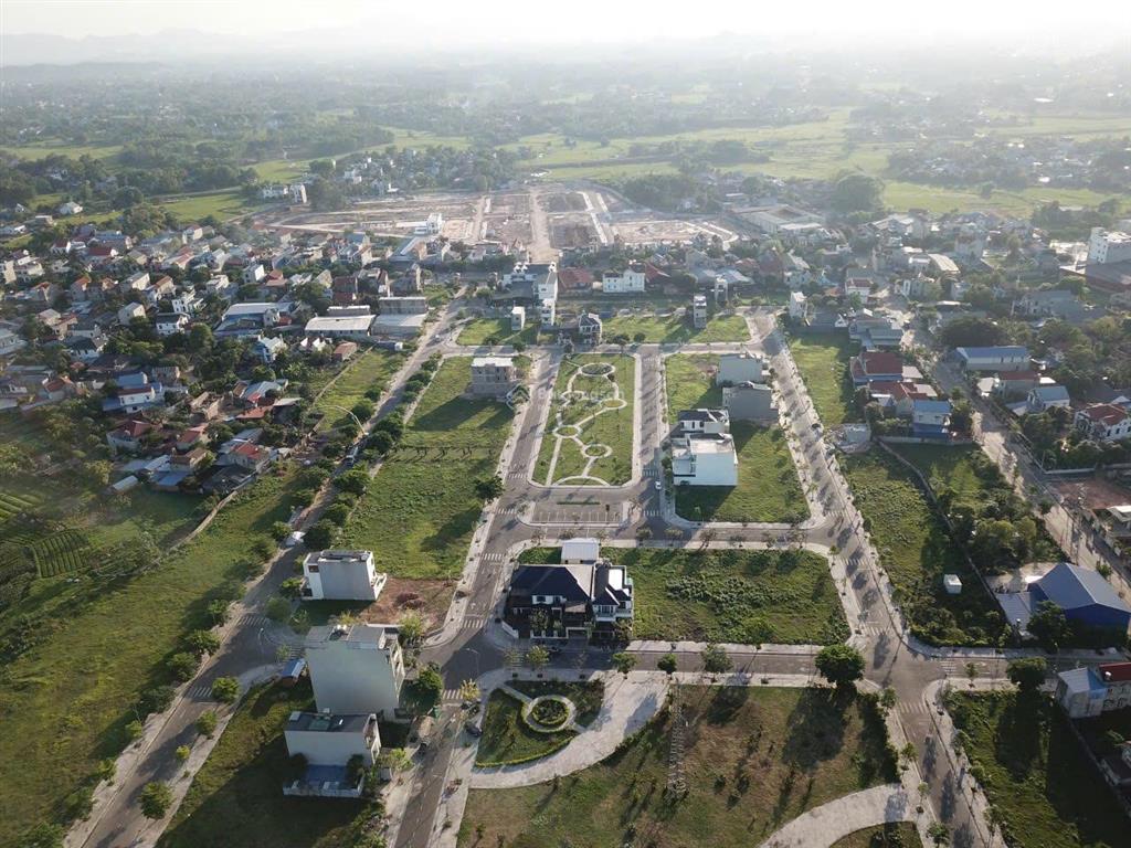 Chính chủ bán 100m2 trục chính cổng đường 20m hướng nam vinaconex 3 phổ yên sẵn sổ giá rẻ 1,9 tỷ