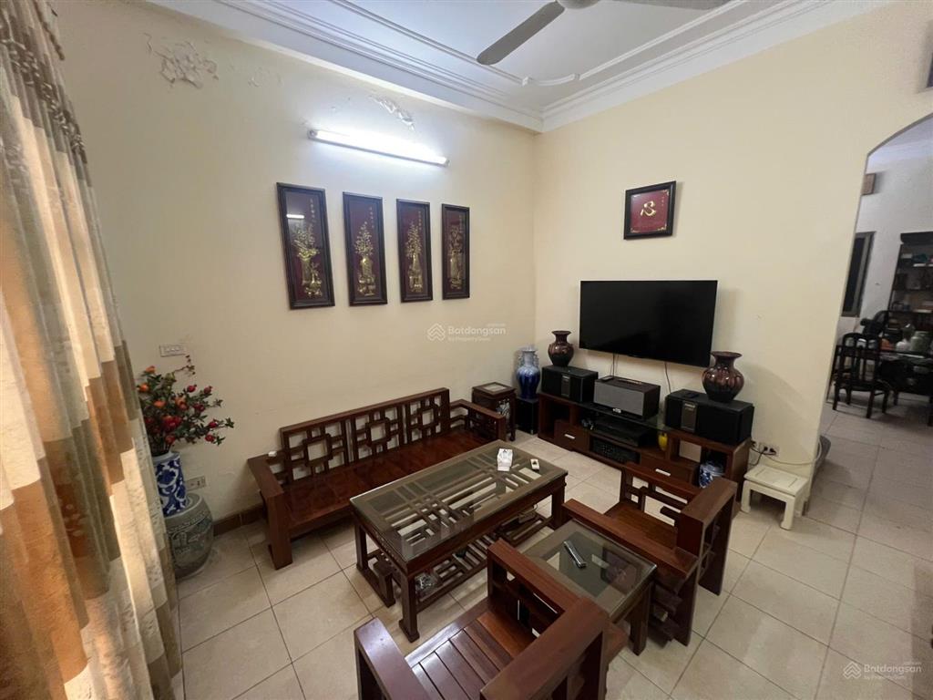 Bán nhà định công hạ 120m2, giá chỉ gần 50tr/m2 tiềm năng tăng giá cao
