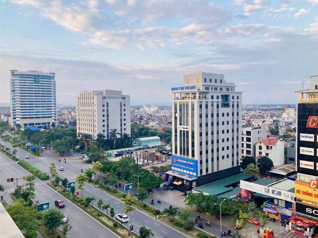 Bán biệt thự 200m2 trung tâm lê hồng phong. 4 tầng sân cổng cực đẹp
