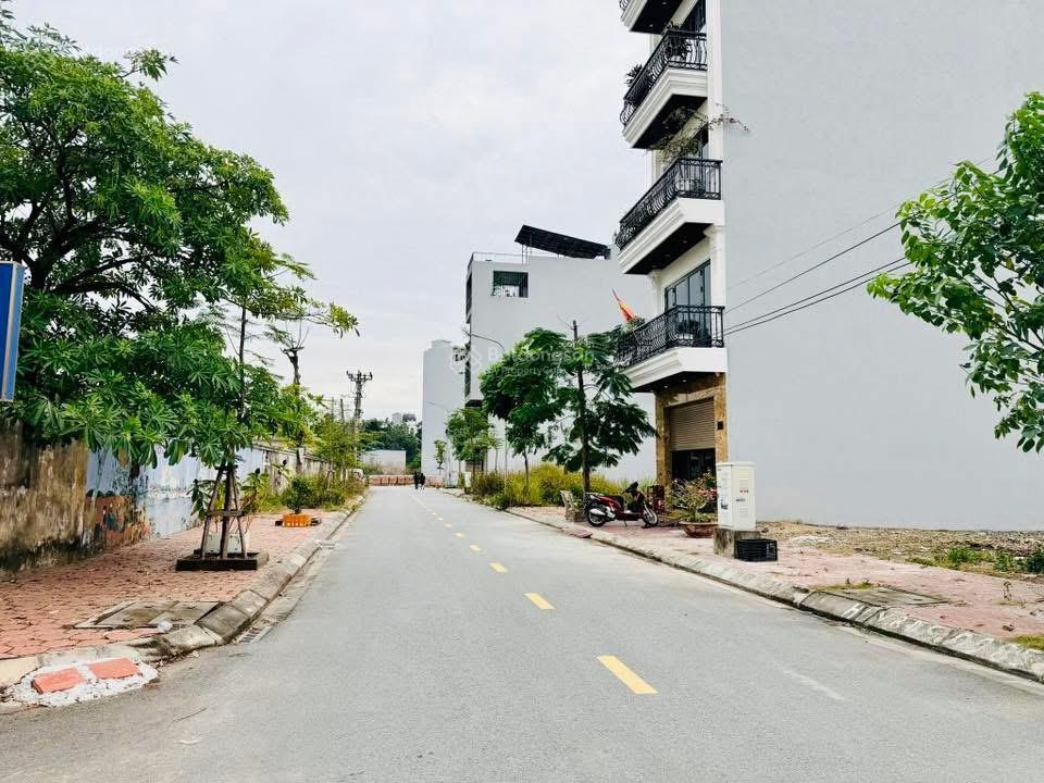 Bán lô góc 67,5m2 xẻ khe vườn hoa tại tđc cây đa, văn cao  lê hồng phong