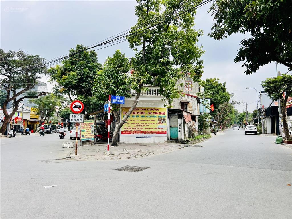 Bán lô đôi dt 211,6m2 mặt đường nguyễn văn hới vị trí đẹp. lô 2 mặt thoáng