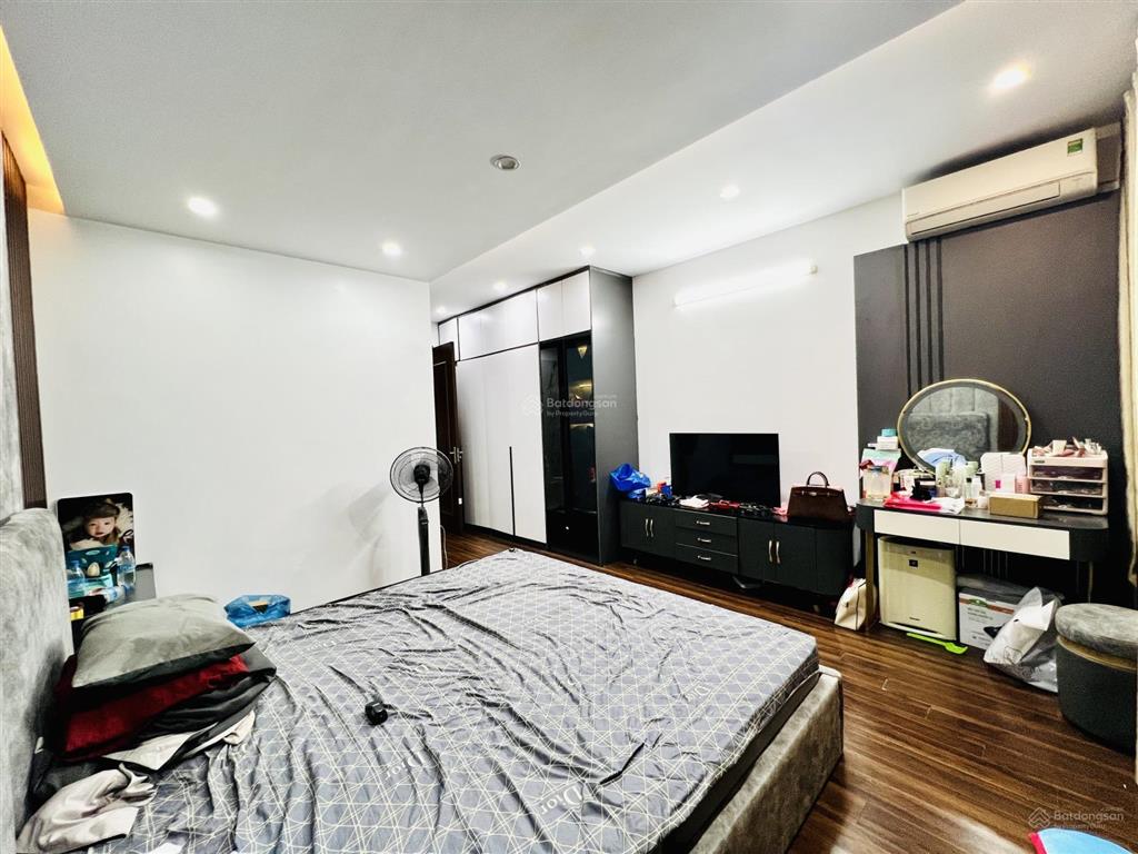 Nhà 5 tầng 81m2 thang máy mặt đường tây trung hành lô 17 lê hồng phong, hải an, hải phòng