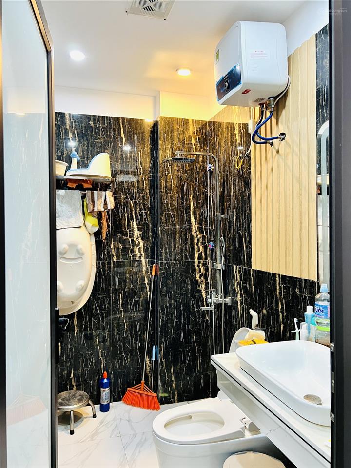 Nhà 5 tầng 81m2 thang máy mặt đường tây trung hành lô 17 lê hồng phong, hải an, hải phòng